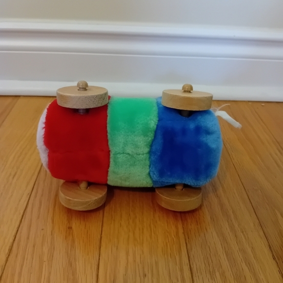 Vintage 80s‎ Eden Toys 8" Plush Train W/ Moving Wooden Wheels - Picture 8 of 8